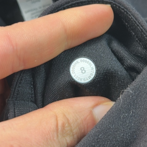 Lululemon Unlimit High Rise Short 8" *Mesh Black - Picture 5 of 5